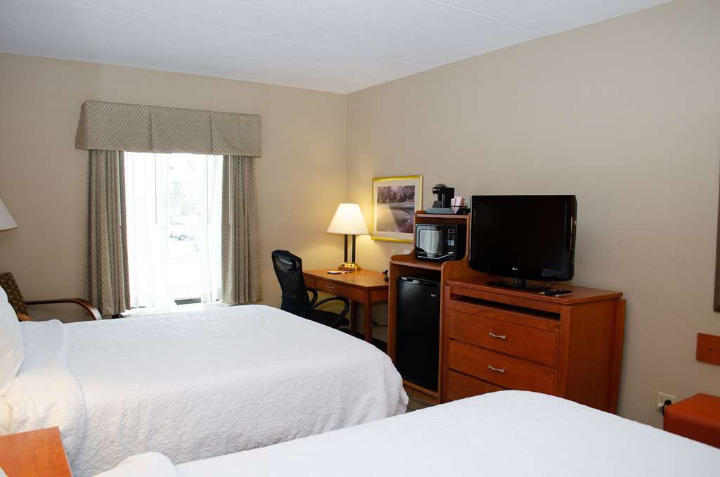 Hampton Inn&Suites Augusta West Zimmer foto